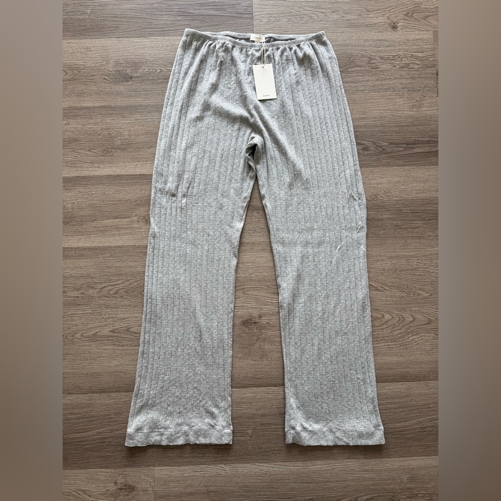 NWT DONNI. The Pointelle Simple Crop Pant - Picture 4 of 5